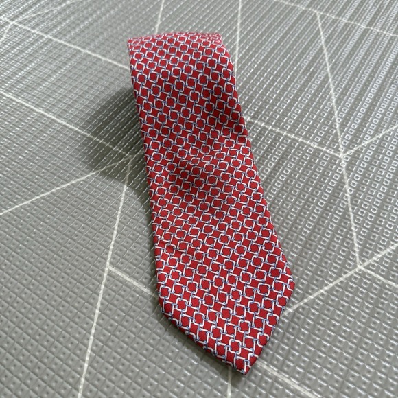 NEW 346 Brooks Brothers 100% Silk Men's Necktie Red w/ Chain Link Design - Picture 2 of 5
